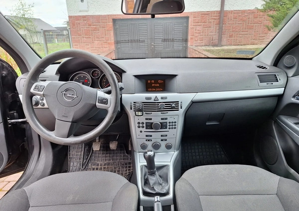 Opel Astra cena 9700 przebieg: 182000, rok produkcji 2009 z Jasło małe 11